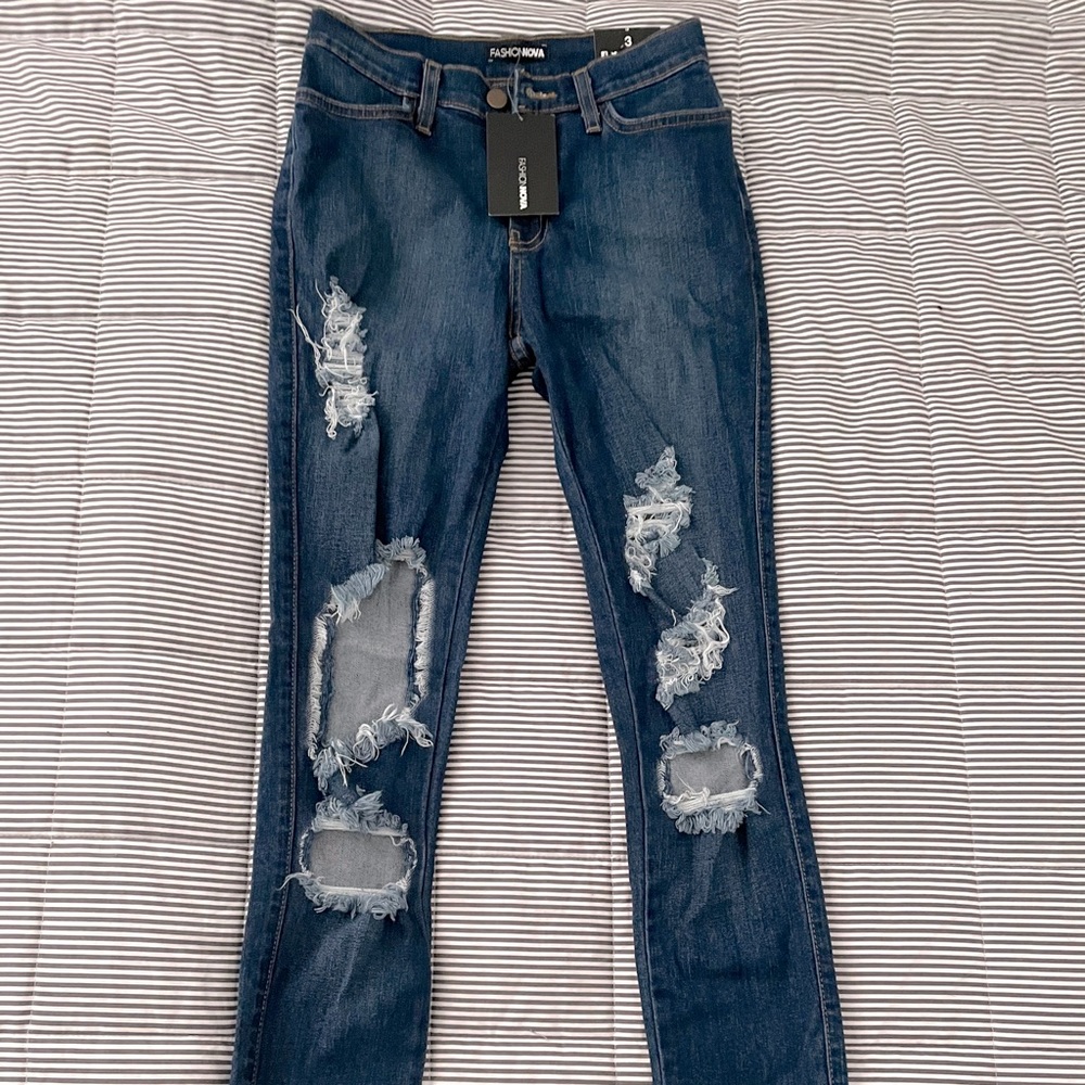 NWT Fashion Nova Beach Bum Skinny Jeans